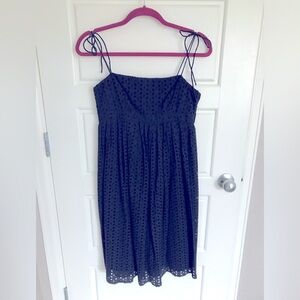 Sz 8 Gap navy eyelet dress
